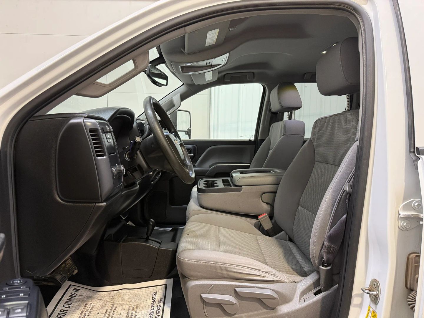 chevrolet silverado 2500hd 2017 1GC2KUEG3HZ181683 image chevrolet silverado 2500hd 2017 1GC2KUEG3HZ181683 image